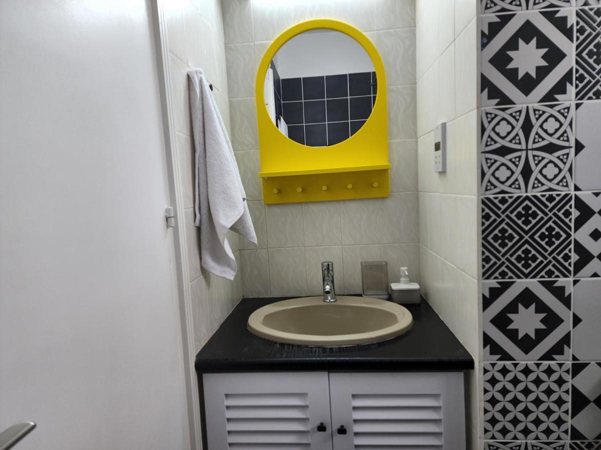 Frida'S Cozy Two Bedroom Apt Larnaca Exterior photo
